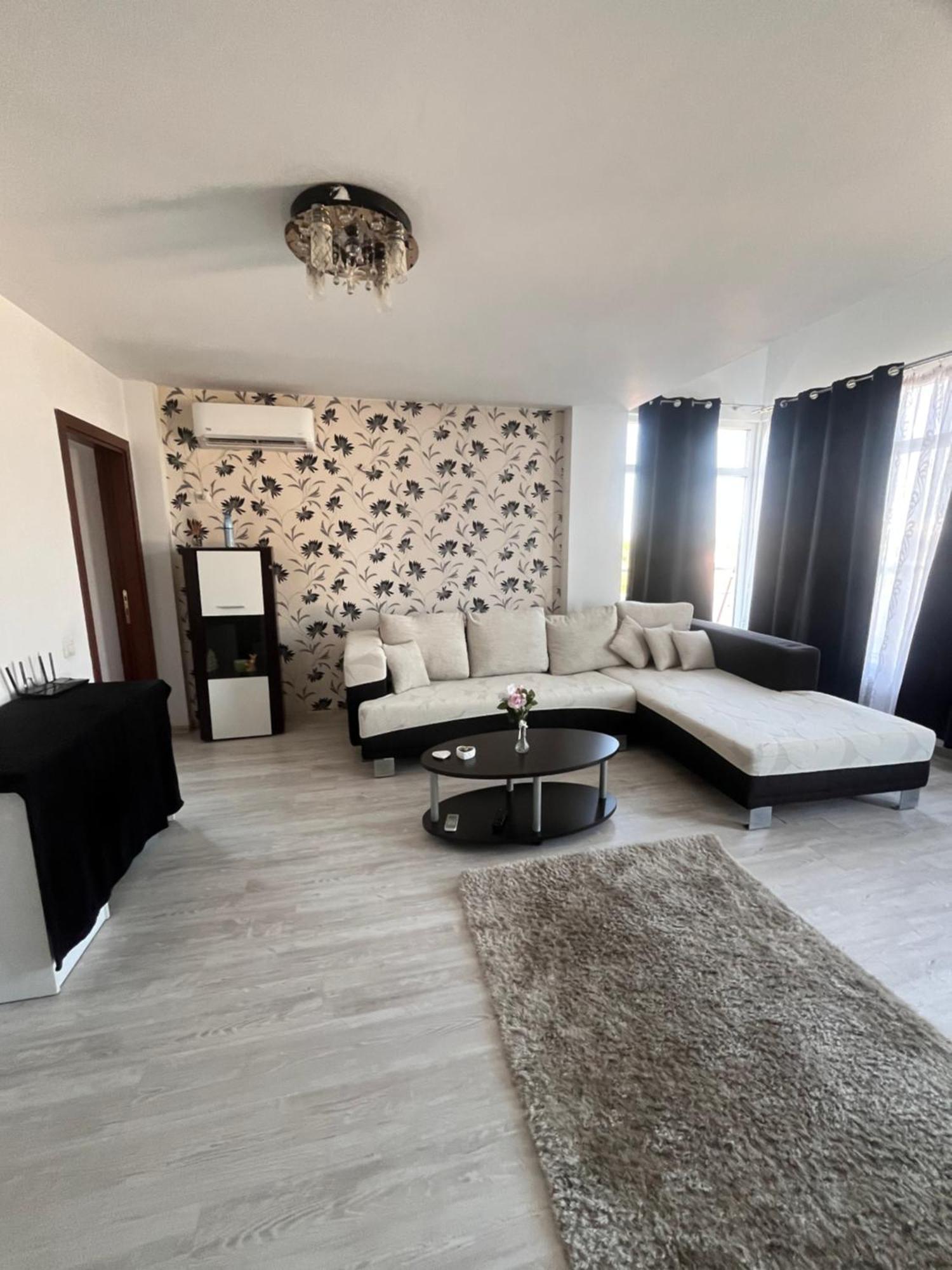 Sunset Holiday Home Bucarest Exterior foto